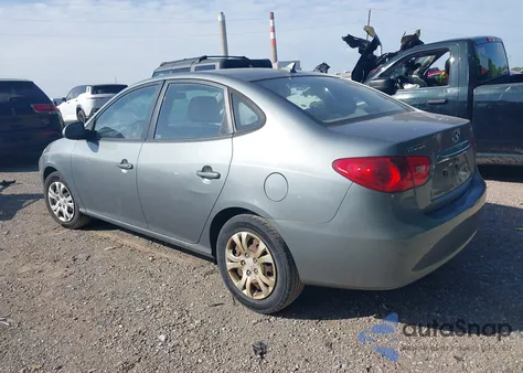 2010 Hyundai Elantra Gls z USA, uszkodzony, nr VIN KMHDU4AD1AU904637